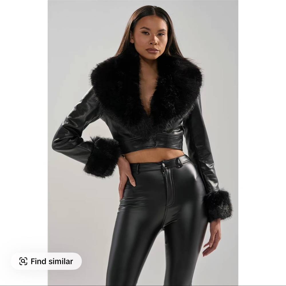 AKIRA Black Faux Fur Collar Leather Jacket